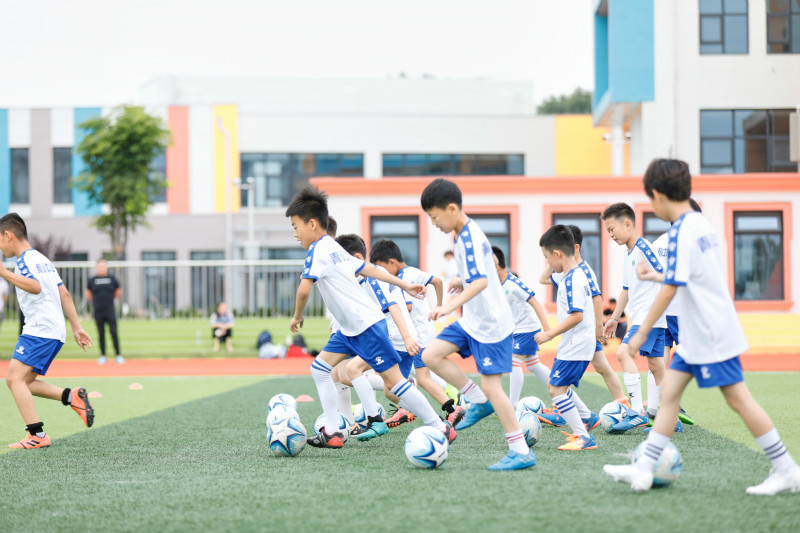 打造“半小时训练圈”，中国足协（青岛）青训中心即墨分中心正式启动