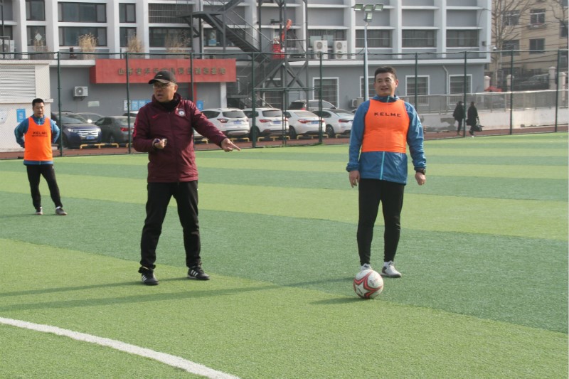 中国足协（青岛）青训中心开展教练员业务学习