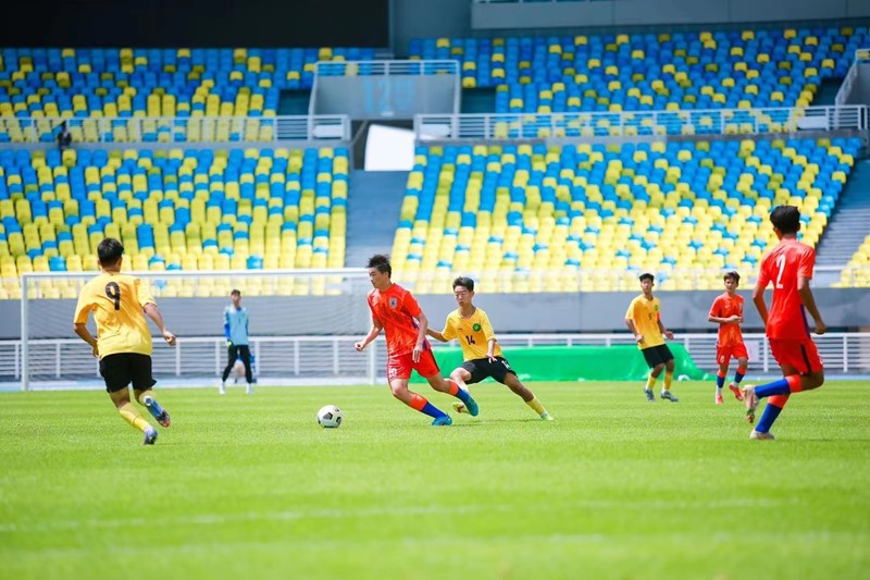 2022年“崛起东方杯”全国青少年足球邀请赛顺利开幕
